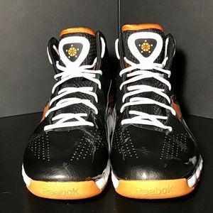 REEBOK ZIGTECH BASKETBALL SNEAKERS